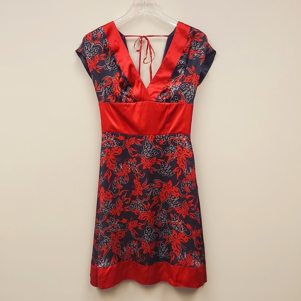 Bebe 100% Silk Floral Print Short Sleeve Mini Dress Sz S